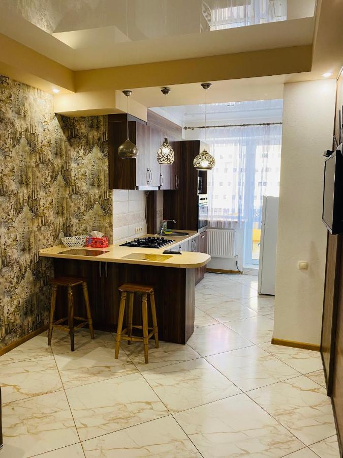 Ogienka 2B, Center Lutsk Apartment Ngoại thất bức ảnh
